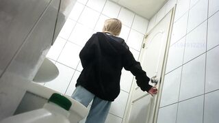 小波のオリジナルトイレ撮影06話最高の女神がおしっこをして顔に撮影され、生写真付き ipcam