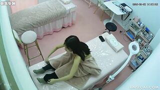 [신작] 아름다운 여성들이 미용실에서 피부 관리를 받고 있다. 모두 눈부시게 아름답고, 엉덩이와 가슴 피부가 환상적이다. 저런 미녀는 korean porn vip ipcam