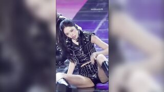 안유진 ✨ 【직캠】 누브라. 허벅지안쪽 노출 korean porn vip